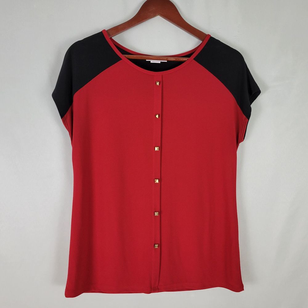 Claudia Richard Shirt Womens Medium Red Top Studded‎ Short Sleeve Round Neck